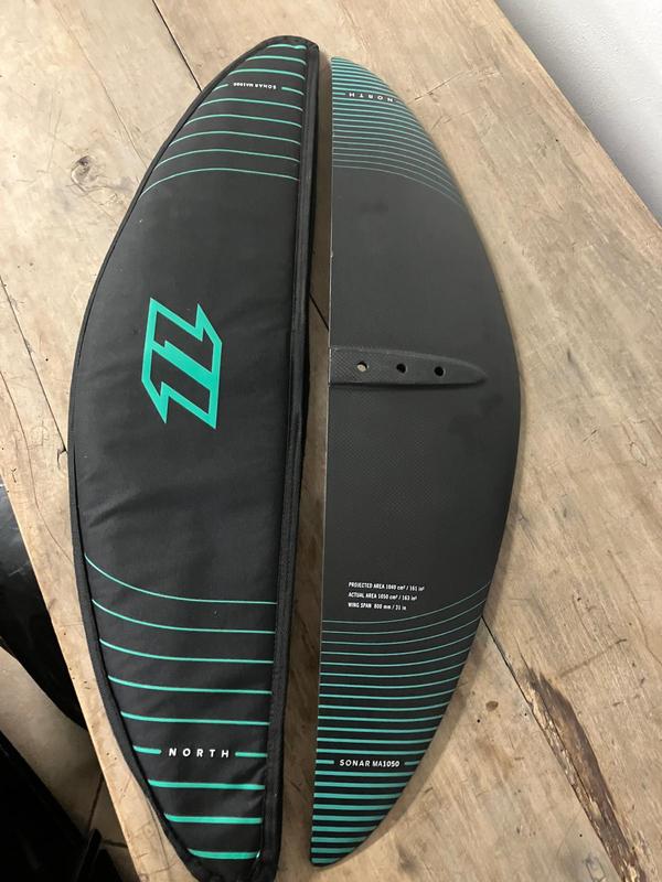 North - FRONT WING Sonar MA1050