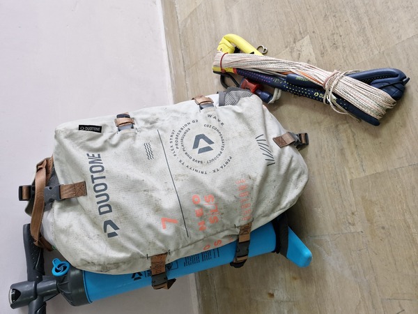 Duotone - Neo SLS, tavola direzionale, trapezio Mystic