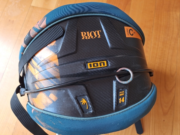 Ion - Riot
