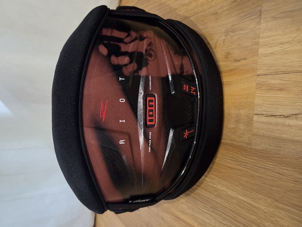 Ion - Riot Curv 14 2025