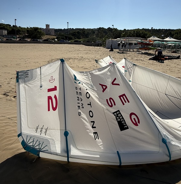 Duotone - Vegas Concept Blue