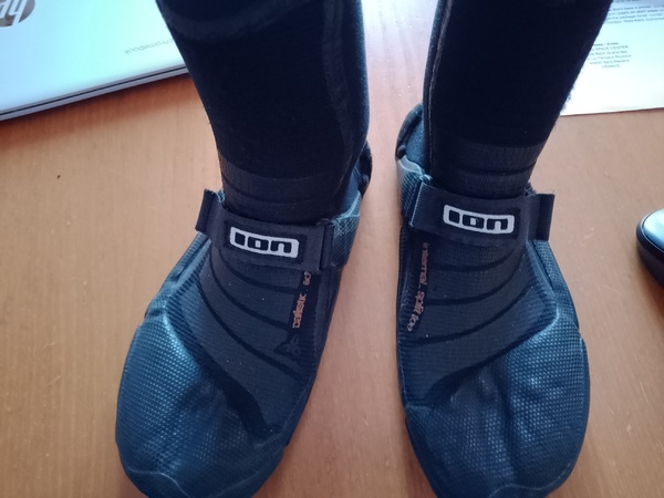 Ion - Calzari in neoprene