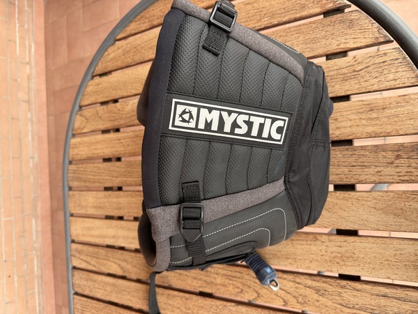 Mystic - Mustic Aviator 