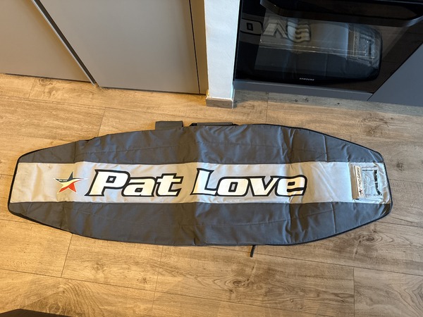 Pat Love - Sacca Twintip/Surfino