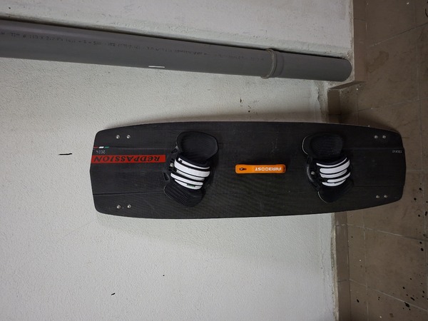 RedPassion - Carbon 2024