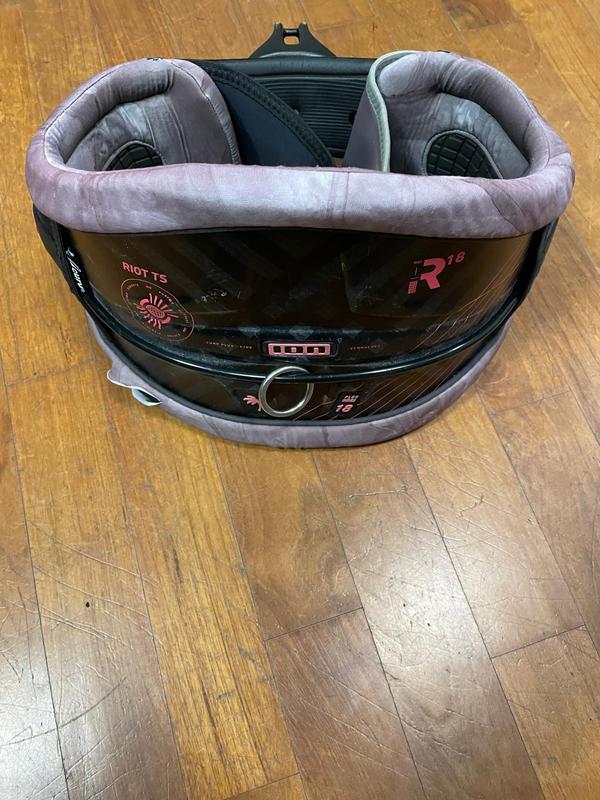 Ion - RIOT CURV TS 18 2022 