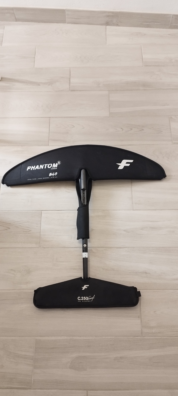 F-One - F-One Phantom S 840 FullCarbon + Piantone F-One Alu 85 cm completo.