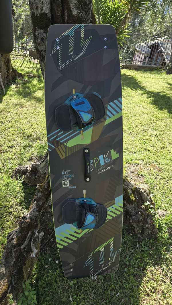 North - SPIKE 153X46,5
