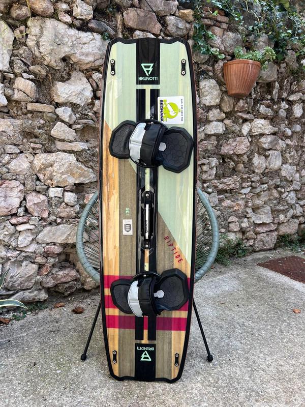 Brunotti - RIPTIDE 136
