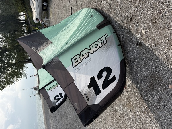 F-One - Bandit Tech 17