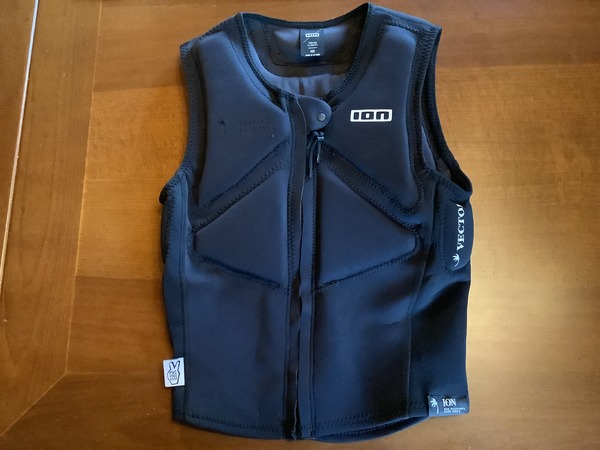 Ion - Impact vest Vector