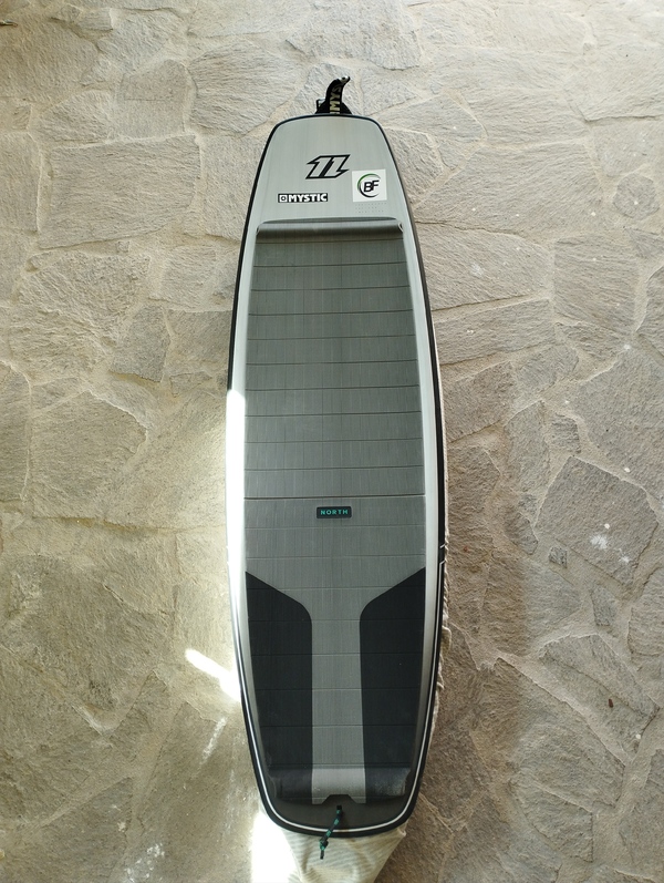 North - Comp Surfboard 5'2 2023