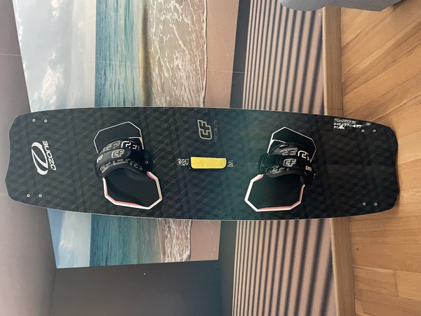 Ozone - Kite board 135x40