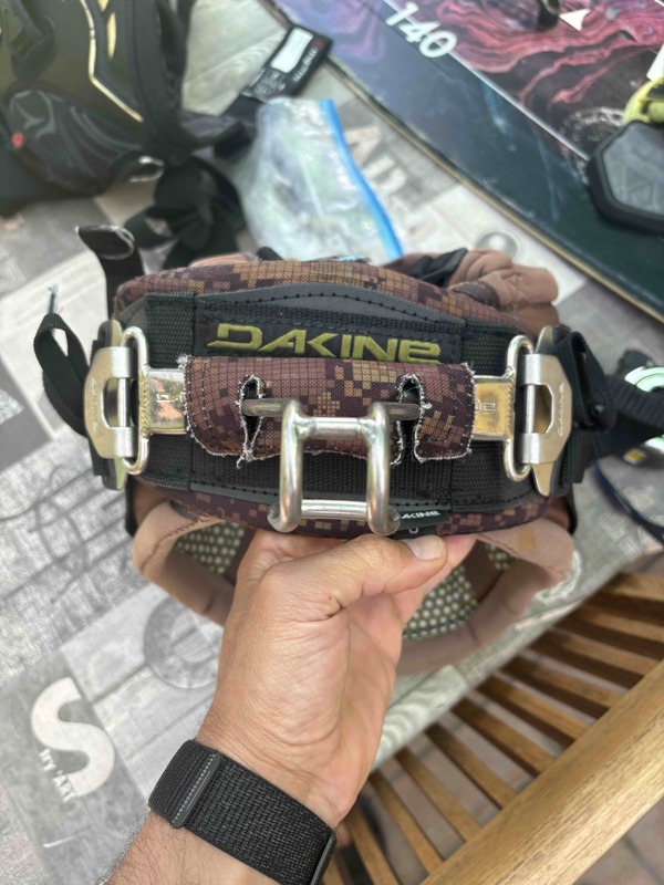 Dakine - woman