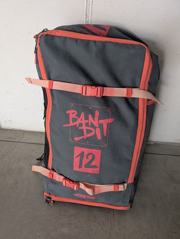 F-One - Bandit 12 m (XII) 2019