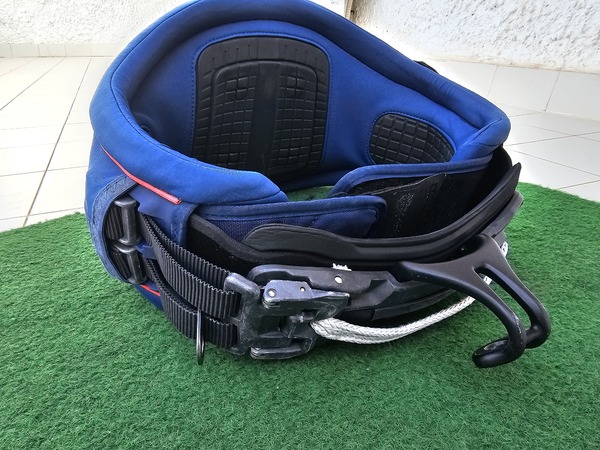 Ion - RIOT CURVE 14 