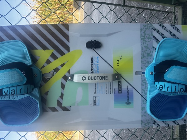 Duotone - Select concept blue