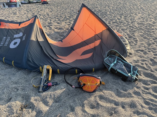 F-One - Bandit 10 + barra e trapezio