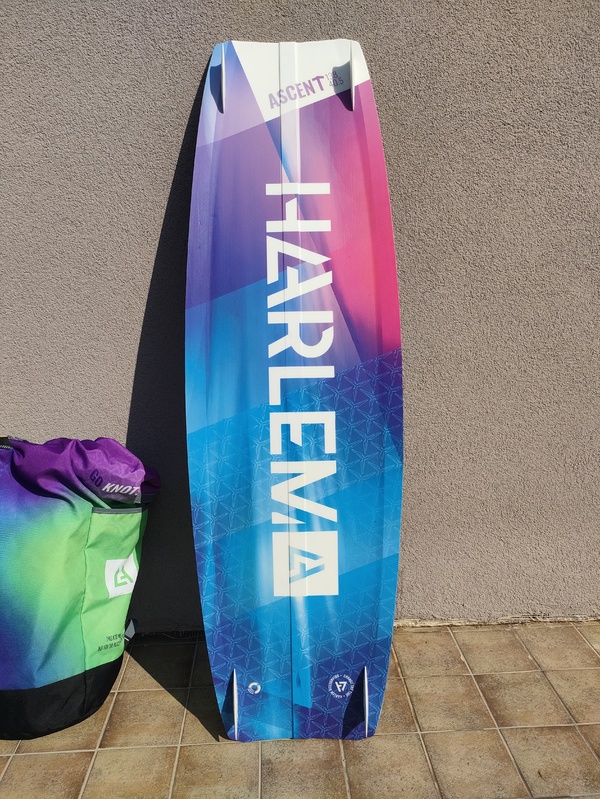 altra - HARLEM  THRIVE 