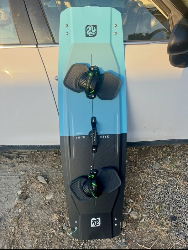 North - REACH 10 2025+BARRA+TT FULL CARBON