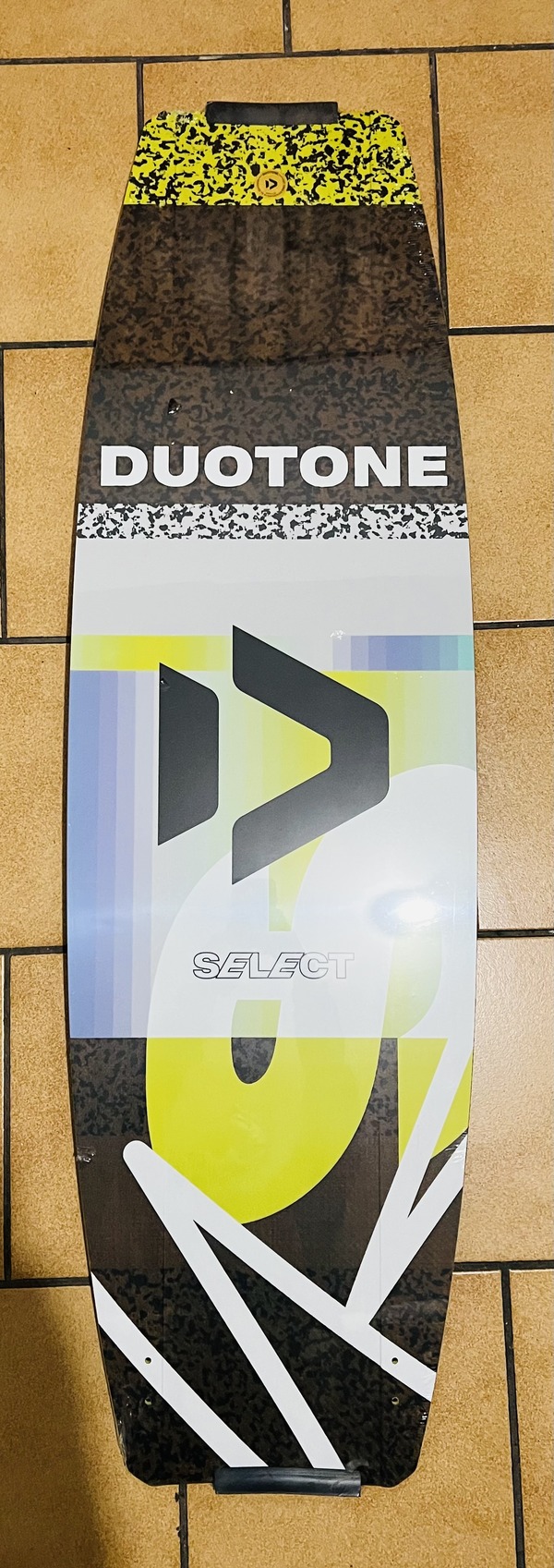 Duotone - Select bue concept