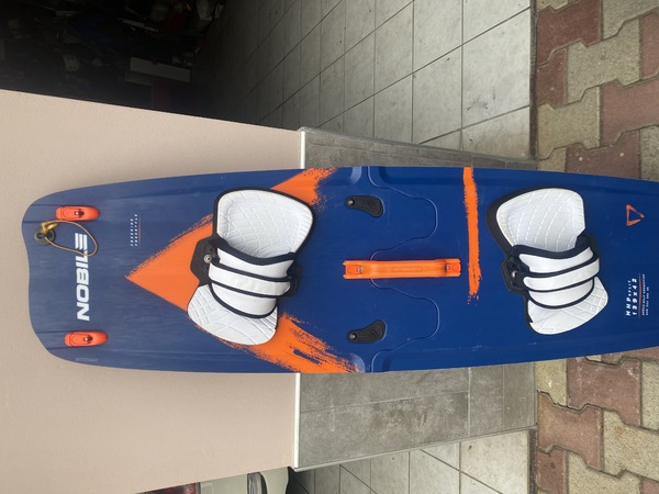 Nobile - Tavola divisibile