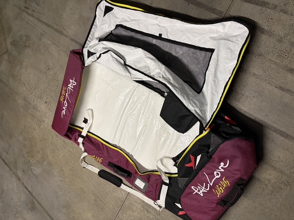 Pat Love - WINGBOARD TRAVEL BAG 145/65/35
