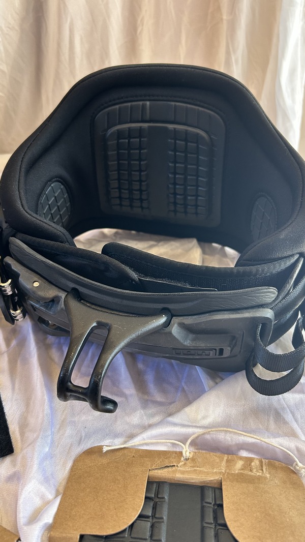 Ion - Woman Nova 2023