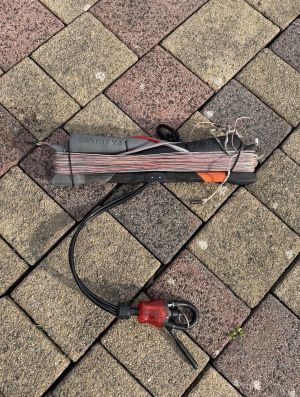 Slingshot - SENTRY V2 17�