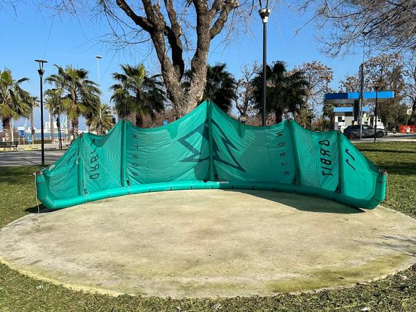 North - Orbit 11 metri