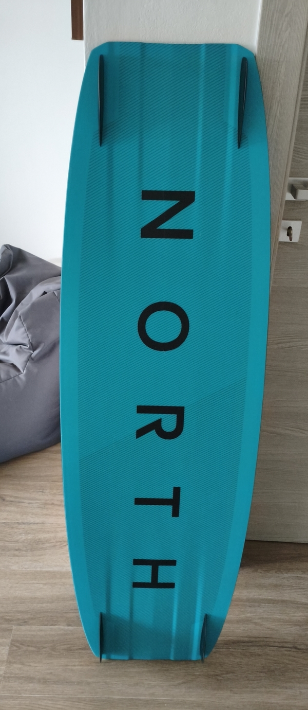 North - Atmos 141x42