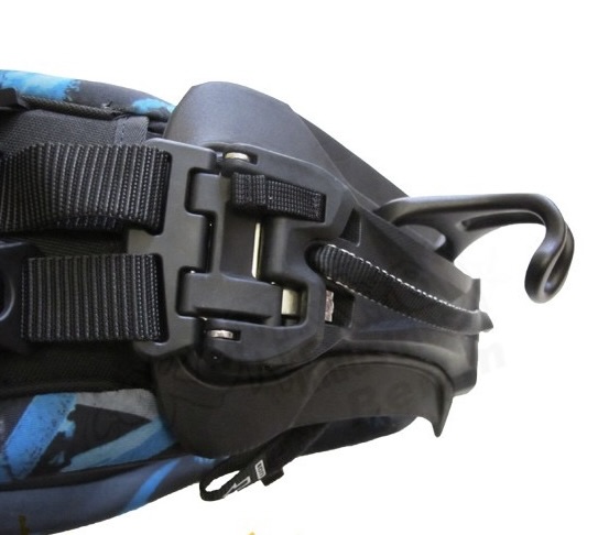 Ion - RIOT CURVE BRUSH LIMITED EDITION