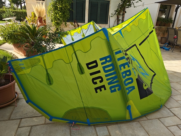 North - Dice 12 + Dice 9 + Trust bar 24m