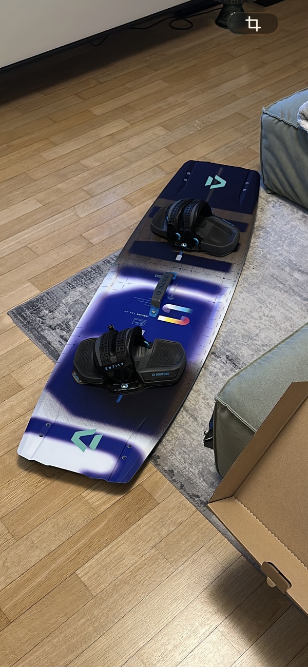 Duotone - Jaime concept blue