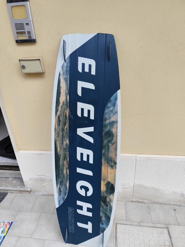 Eleveight - Master carbon 