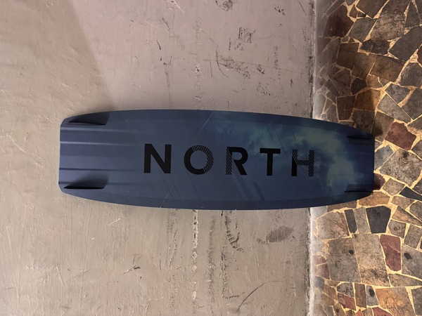 North - Atmos hybrid 144/43 anno 2023
