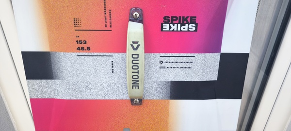 Duotone - Spike