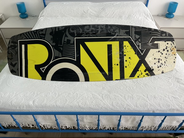 Ronix - District