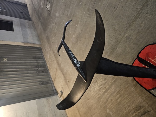 Groove - Kite Foil completo Spotz Tuna + tavola Groove Full Carbon - 650 �