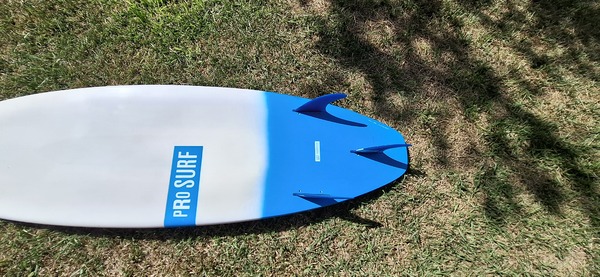 North - North Pro Surf 5'11" � 2016 � 25,1 L