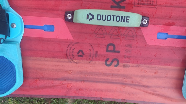 Duotone - Superspyke in carbonio ulw