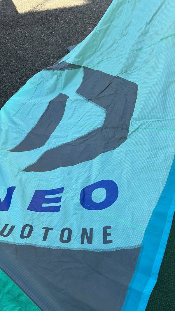 Duotone - Neo