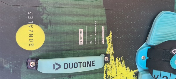 Duotone - Gonzales