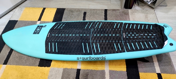 altra - S+ Surfboard Radio 5'5"