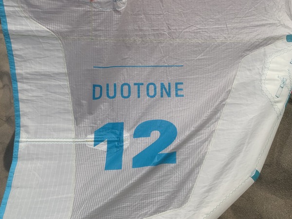 Duotone - Dice