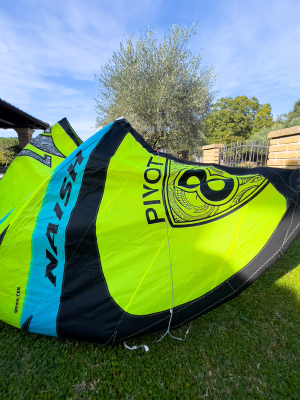 Naish - Pivot 8 2023