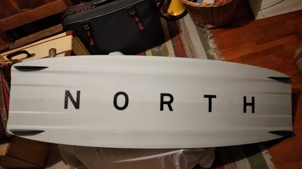 North - Focus Carbon 139x42