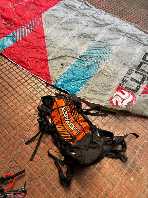 Peter Lynn - Snowkite Leopard 9 