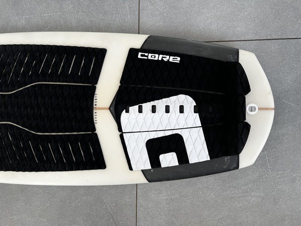 Core - 720 v.1 � Directional Kiteboard 5�1