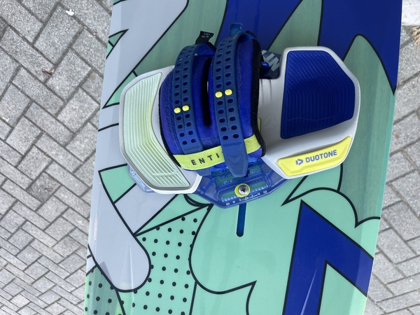 Duotone - Jaime 2024